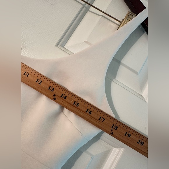 cinq à sept 12 Breena Slit Bridal Fitted Midi Wide Scoop Neck Sleeveless CLEAN - Picture 11 of 14